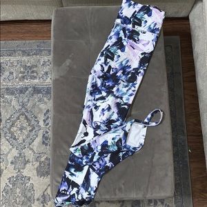 High Waisted Fabletics Leggings